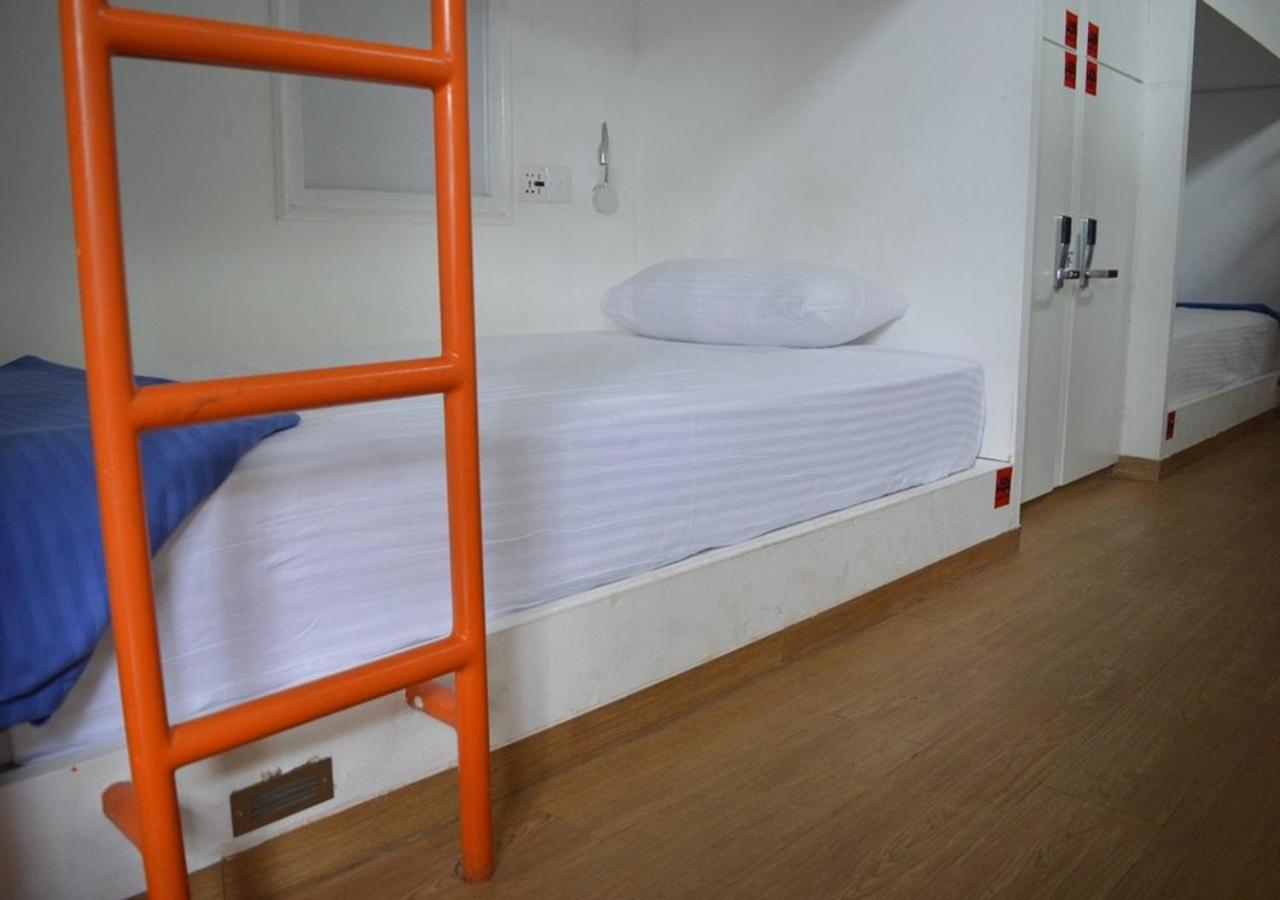Traveler'S Haven Hostel At Colombo Intl Airport Katunayaka Dış mekan fotoğraf
