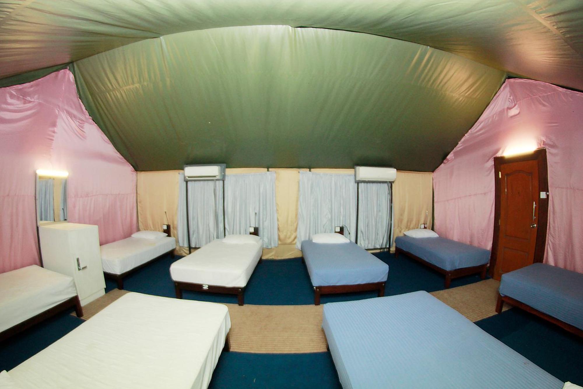 Traveler'S Haven Hostel At Colombo Intl Airport Katunayaka Dış mekan fotoğraf